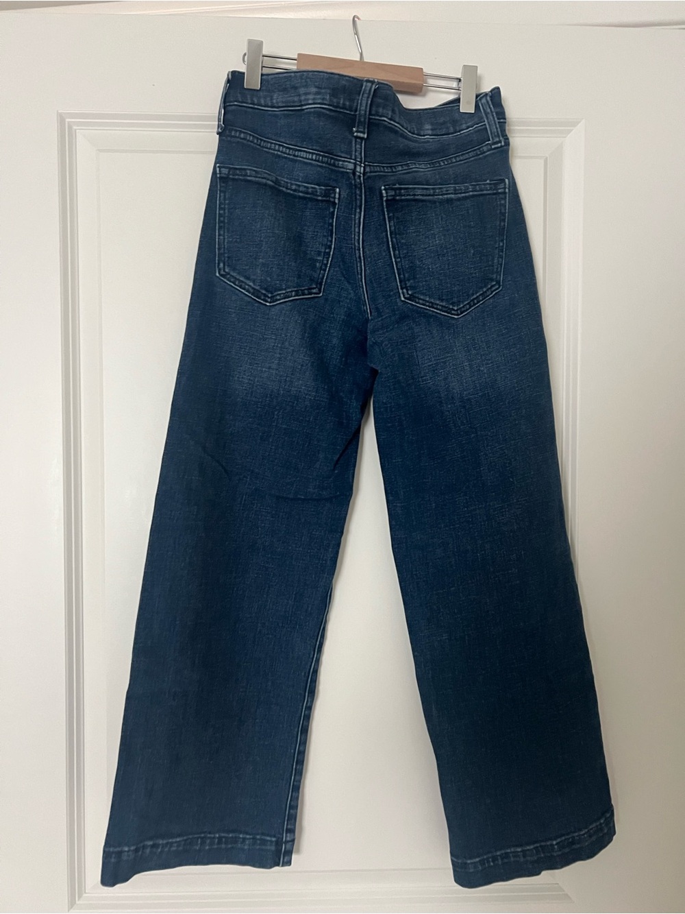 Banana Republic Petite Wide Leg Jeans - Picture 3 of 3